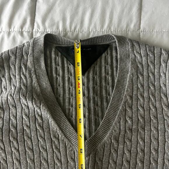 Tommy Hilfiger Cotton + Cashmere grey V neck sweater Preppy Light Academia - Picture 9 of 10